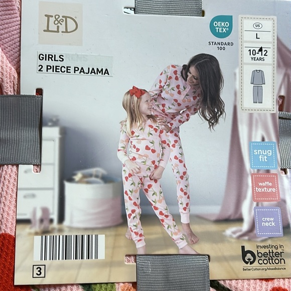 L&D Girls 2 Piece Pajama 10-12 Years Old - Picture 2 of 2